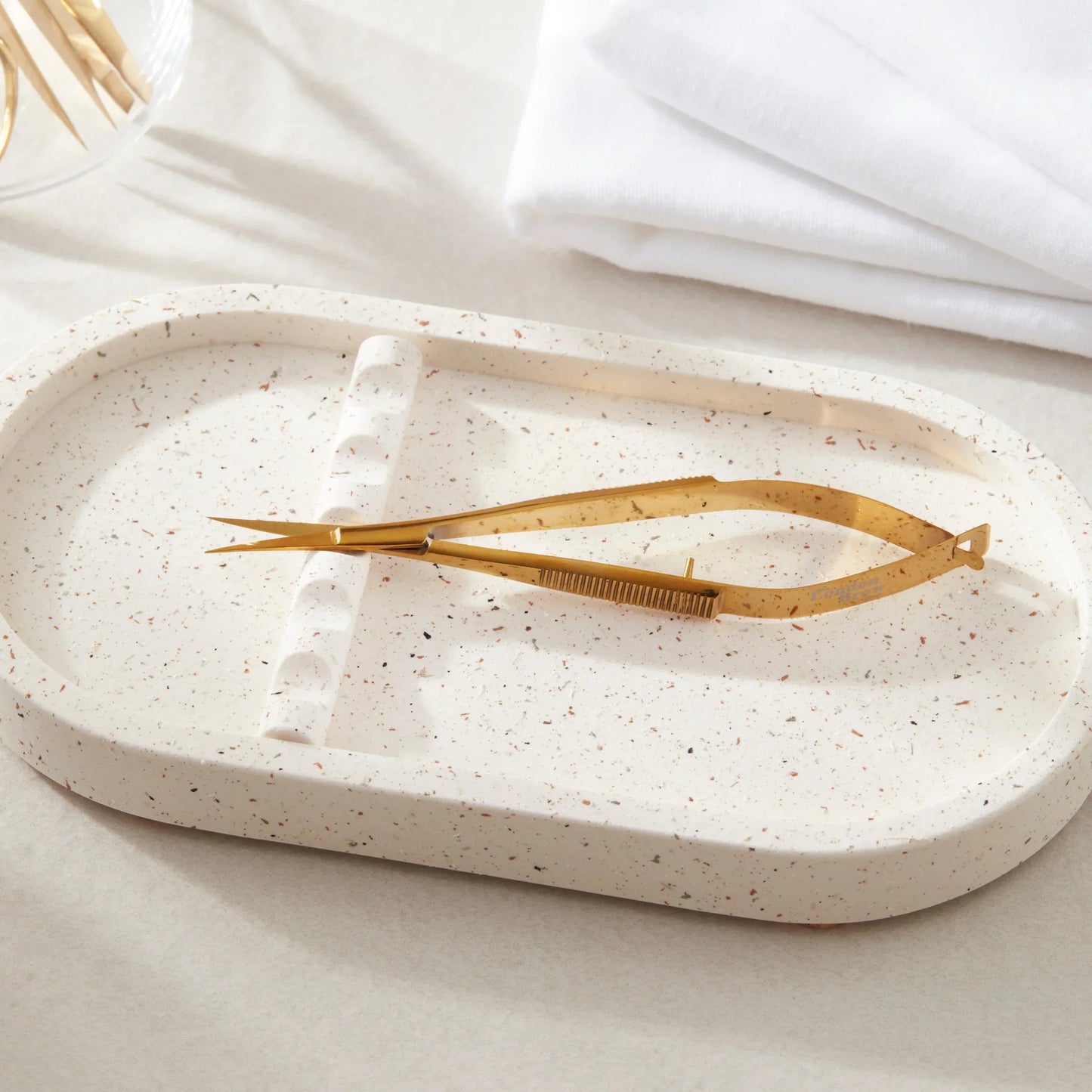 London Brow Gold Spring Straight Brow Scissors