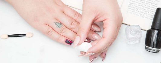 How to remove your Gel Manicure