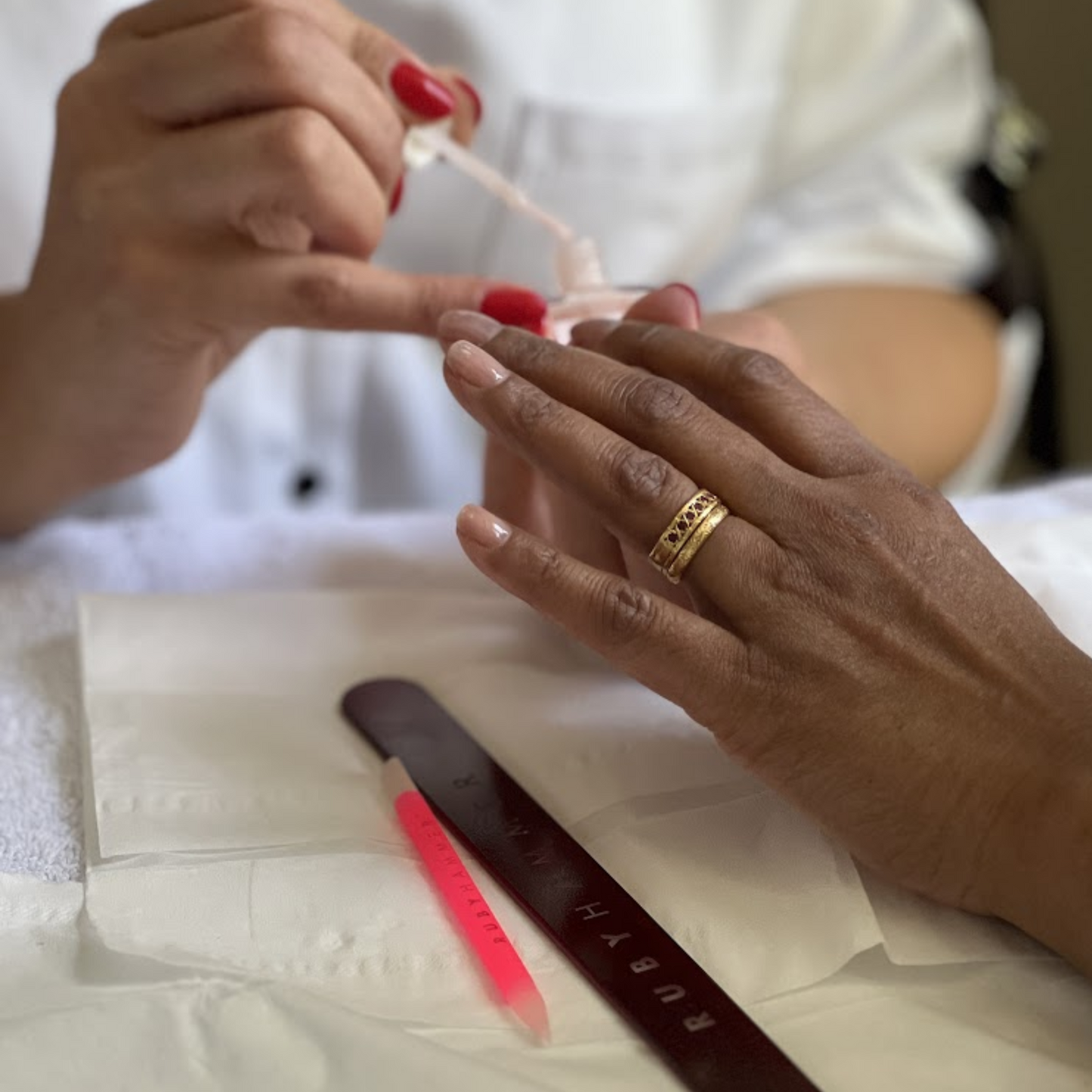 Ruby Hammer Large Glass Nail File