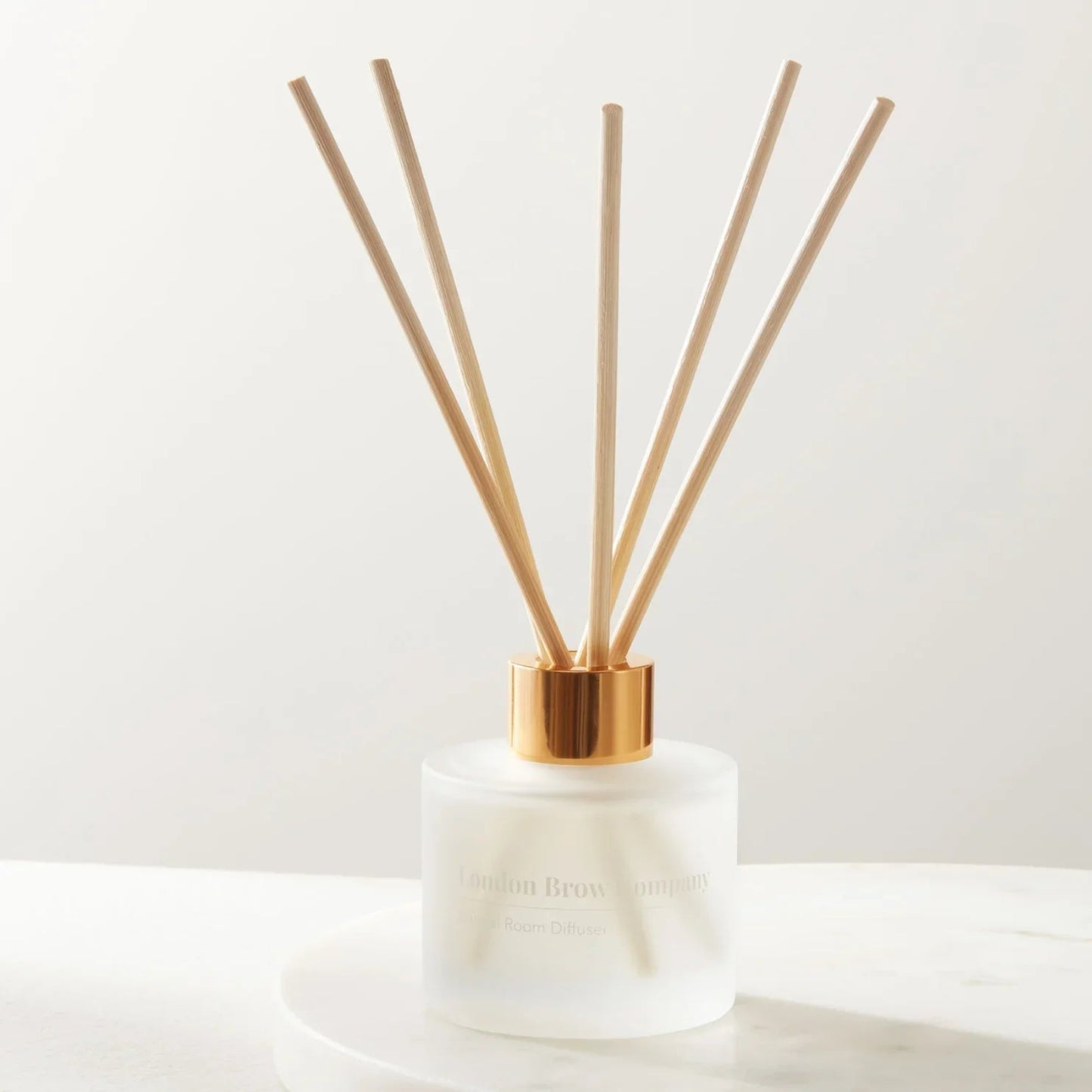 London Brow Natural Essence Reed Diffuser 100ml