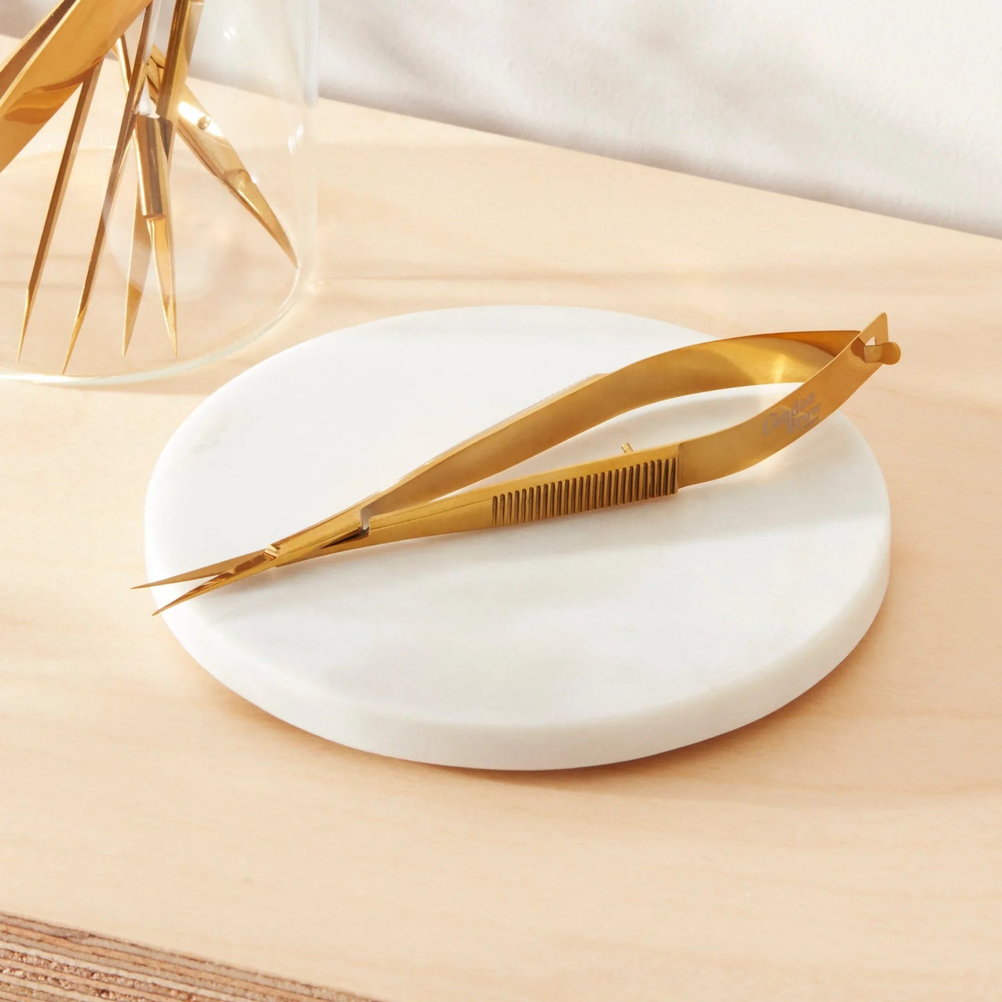 London Brow Gold Spring Straight Brow Scissors