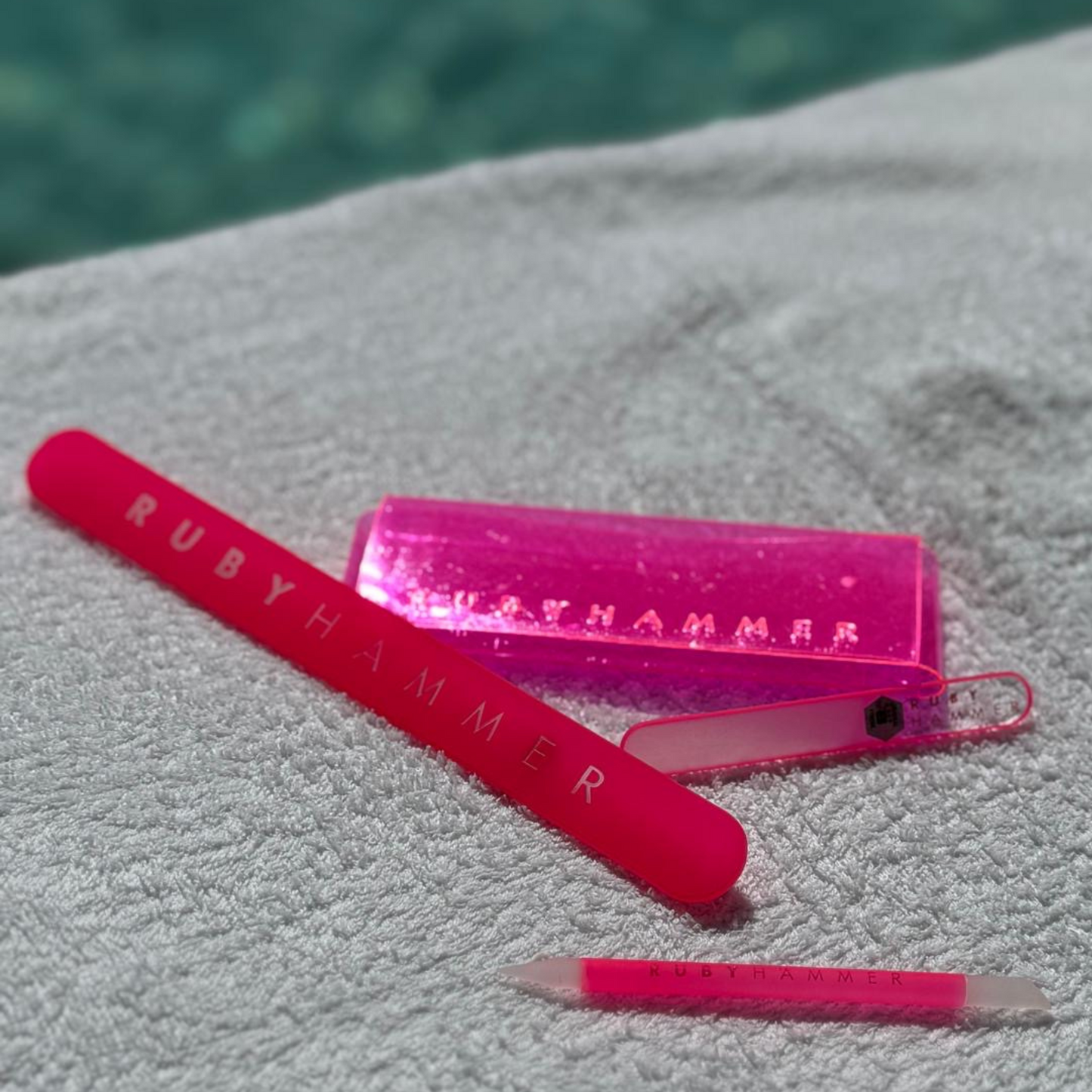 Ruby Hammer Large Glass Nail File