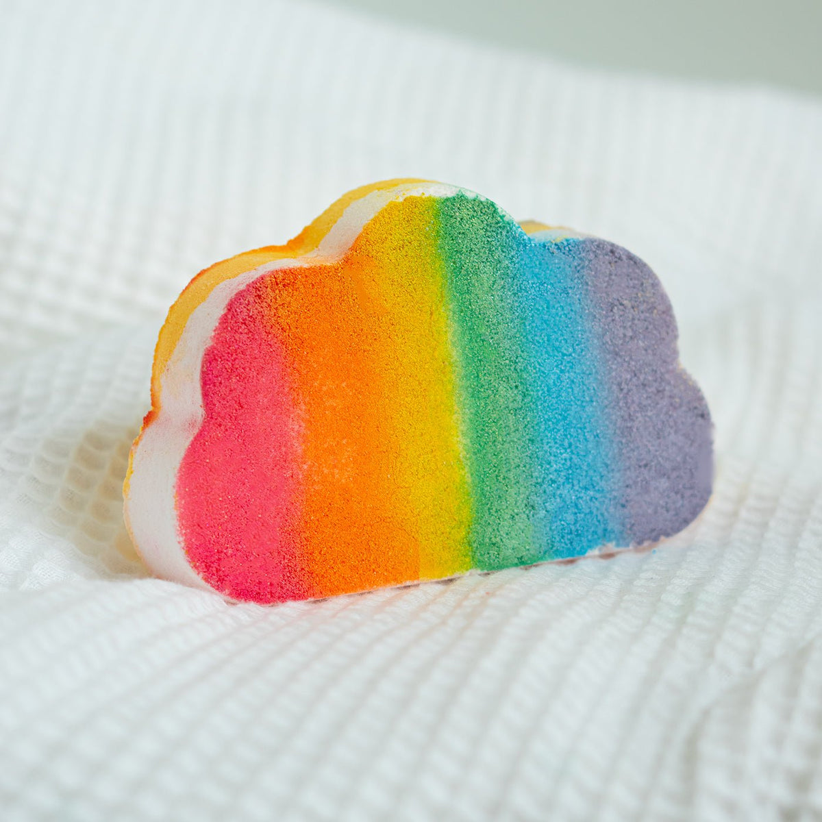 Soul and Soap Jumbo Rainbow Cloud Bath Bomb 200g
