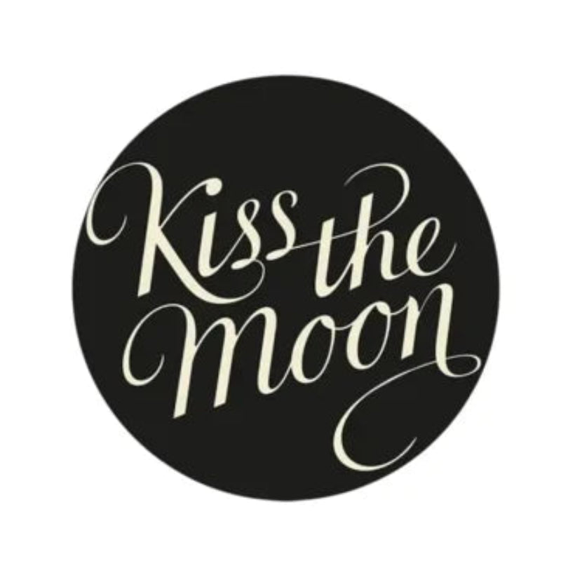 Kiss the Moon – Natural Beauty, Aromatherapy & Sleep Rituals